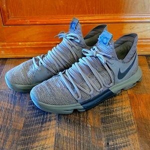 Nike KD 10 veterans edition mens shoes size 13